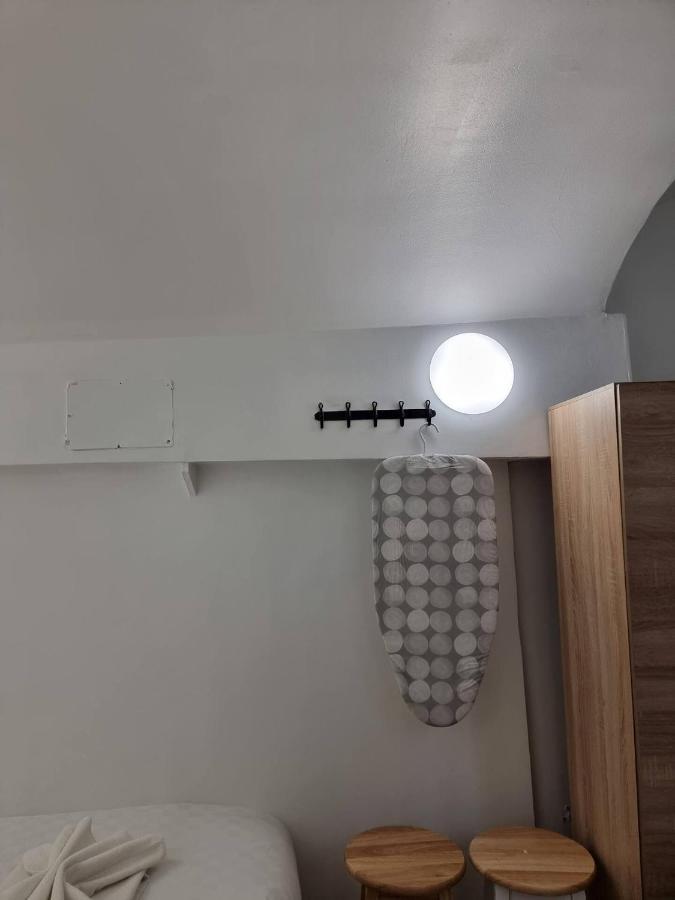Ferienwohnung F24- Basement Single Studio Near Paddington London Exterior foto